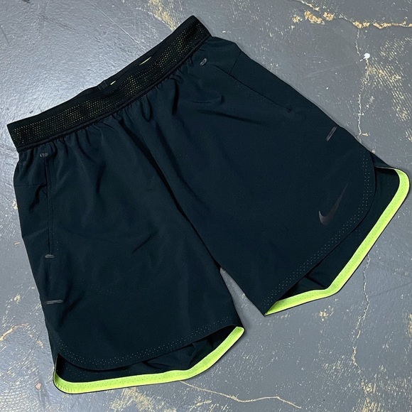 Nike | Shorts | Nike Flex Repel 8drifit 